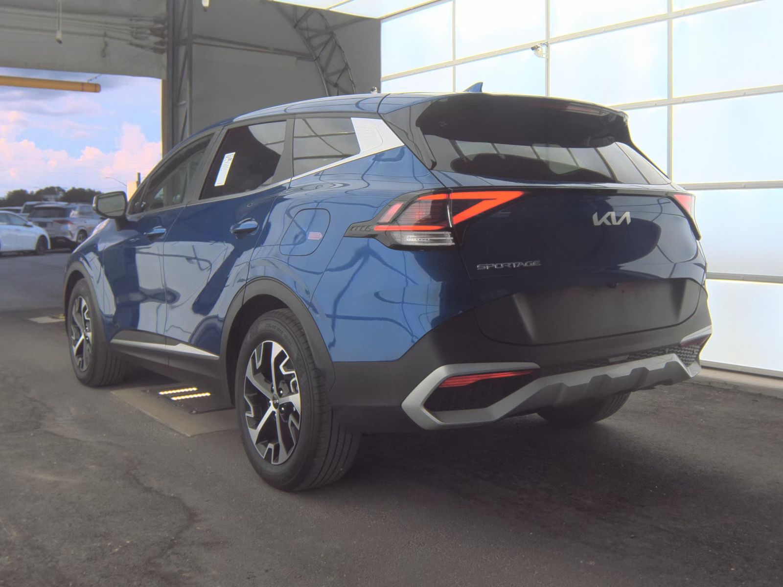 2025 Kia Sportage EX FWD