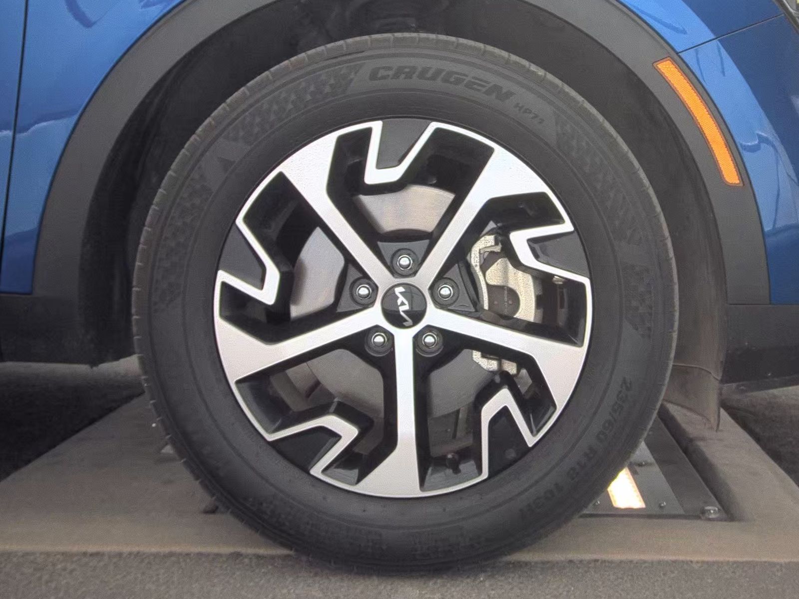 2025 Kia Sportage EX FWD