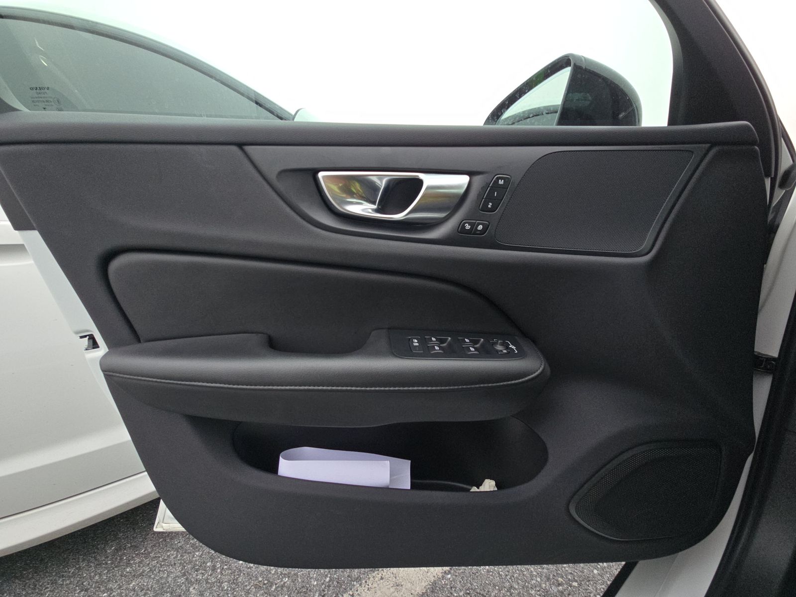 2024 Volvo S60 B5 Plus FWD
