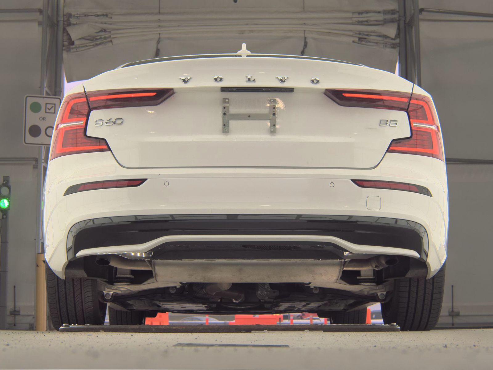2024 Volvo S60 B5 Plus FWD