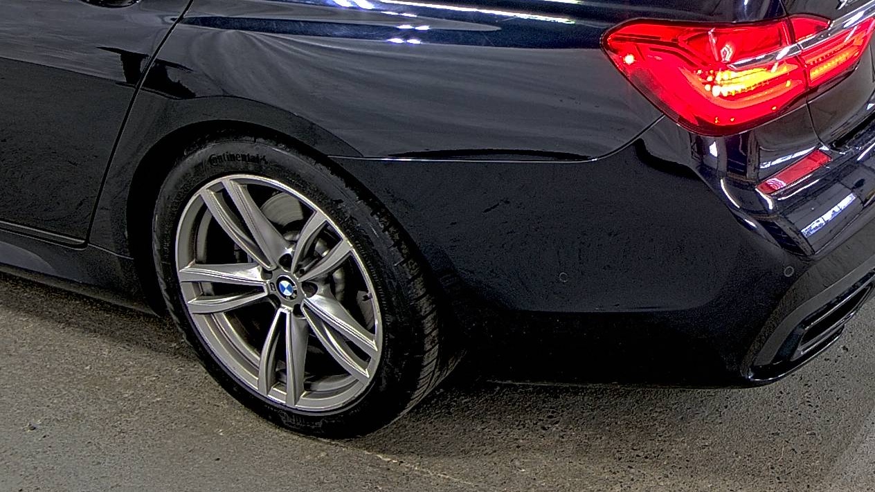 2017 BMW 7 Series 750i xDrive AWD