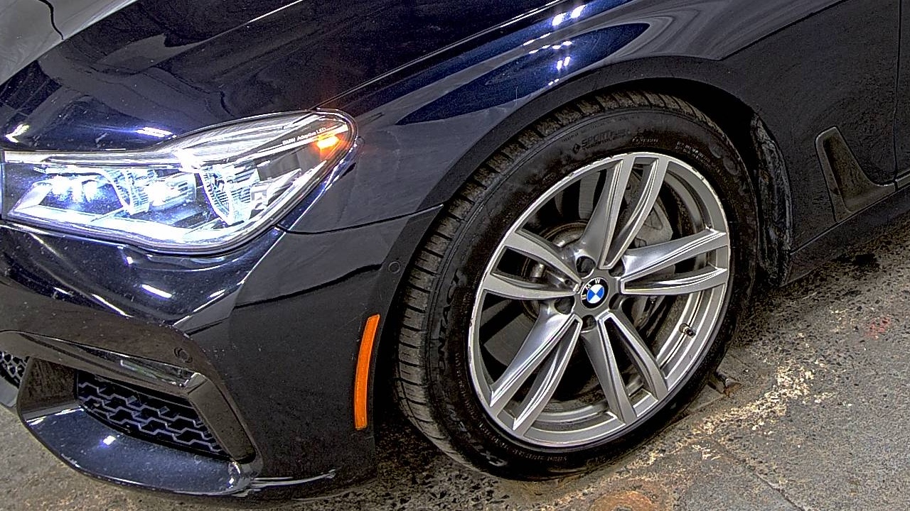 2017 BMW 7 Series 750i xDrive AWD