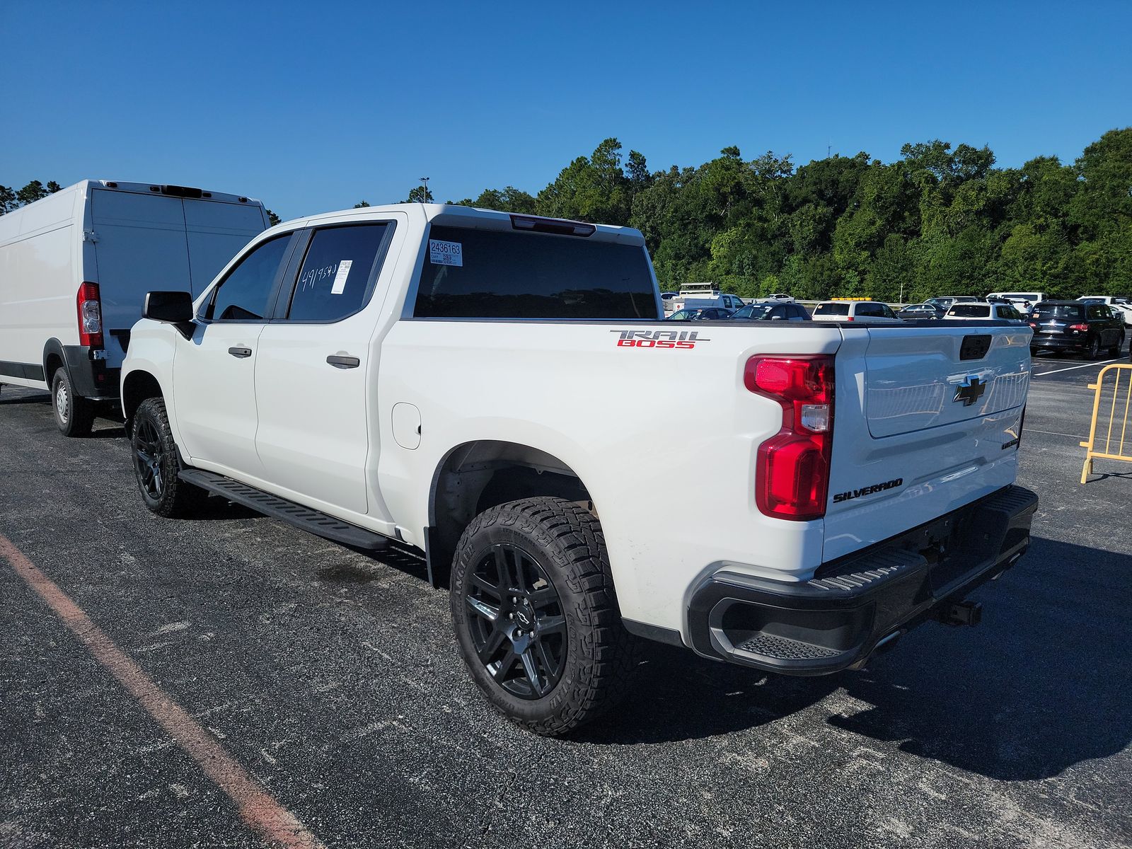 2022 Chevrolet Silverado 1500 Custom Trail Boss AWD