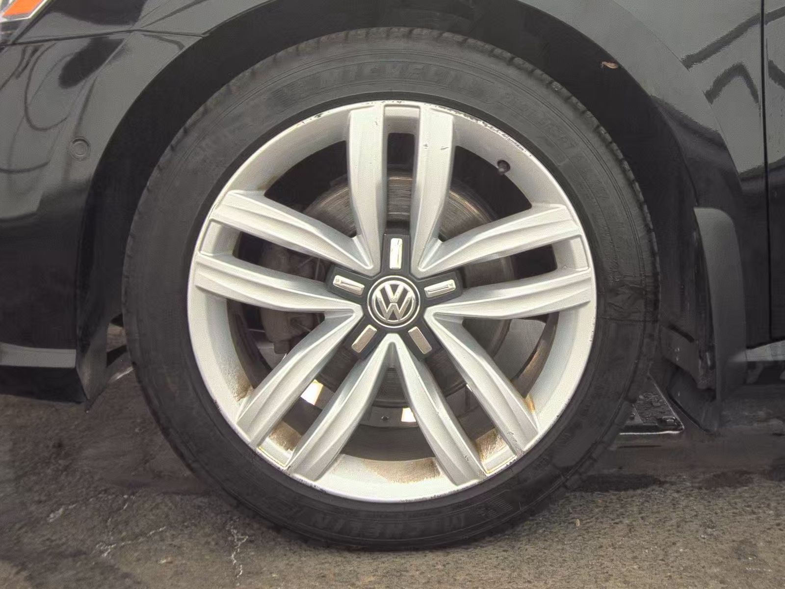 2017 Volkswagen Passat 3.6L SEL Premium FWD