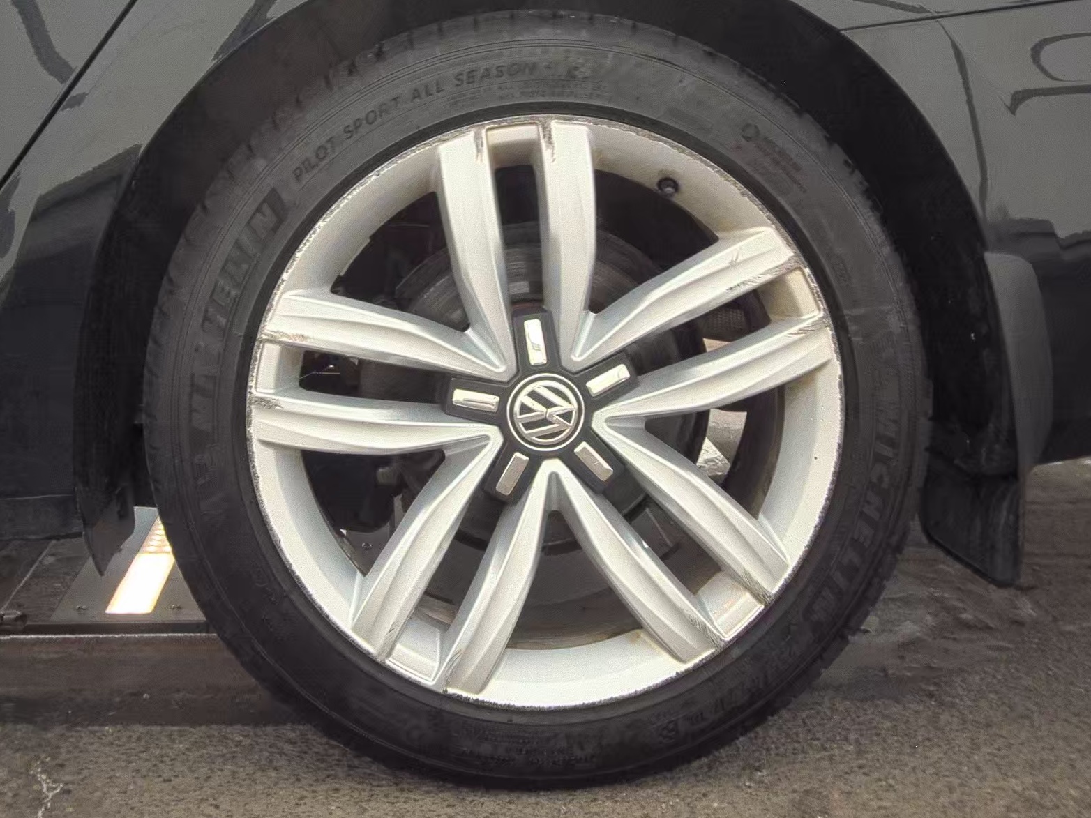 2017 Volkswagen Passat 3.6L SEL Premium FWD
