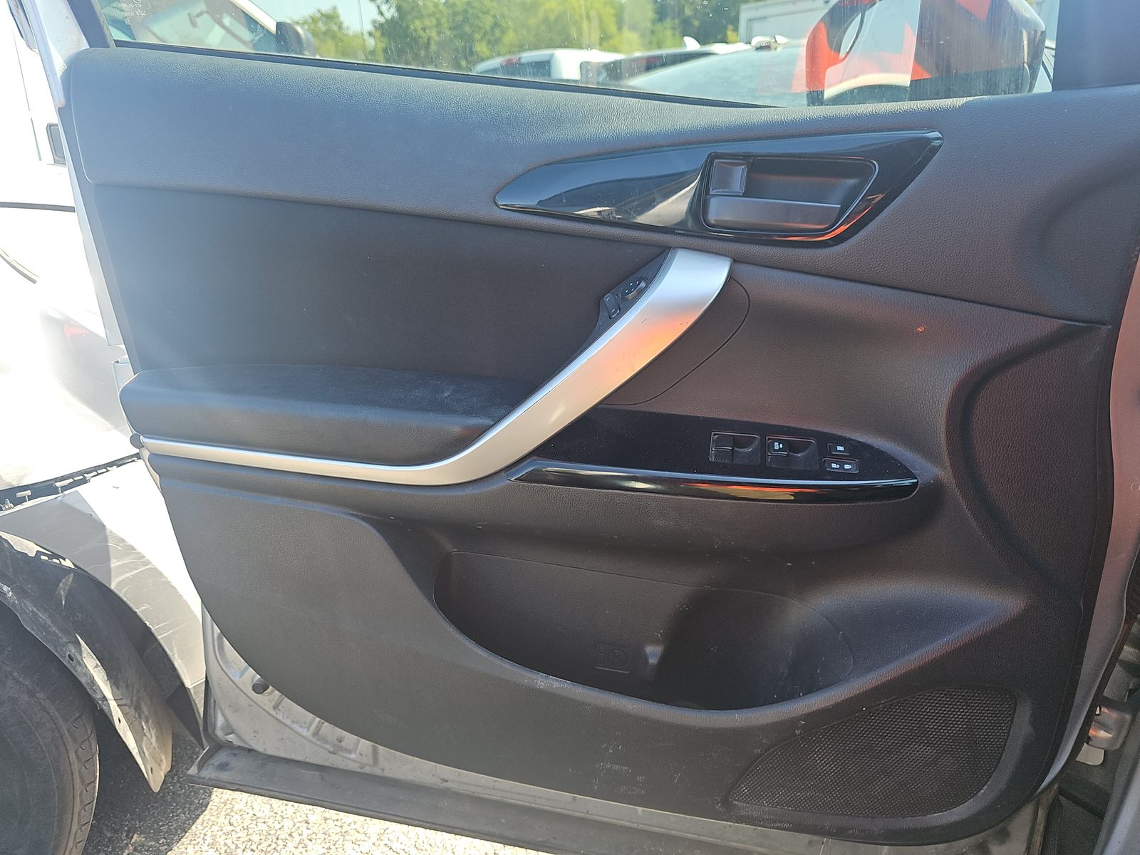 2022 Mitsubishi Eclipse Cross LE FWD