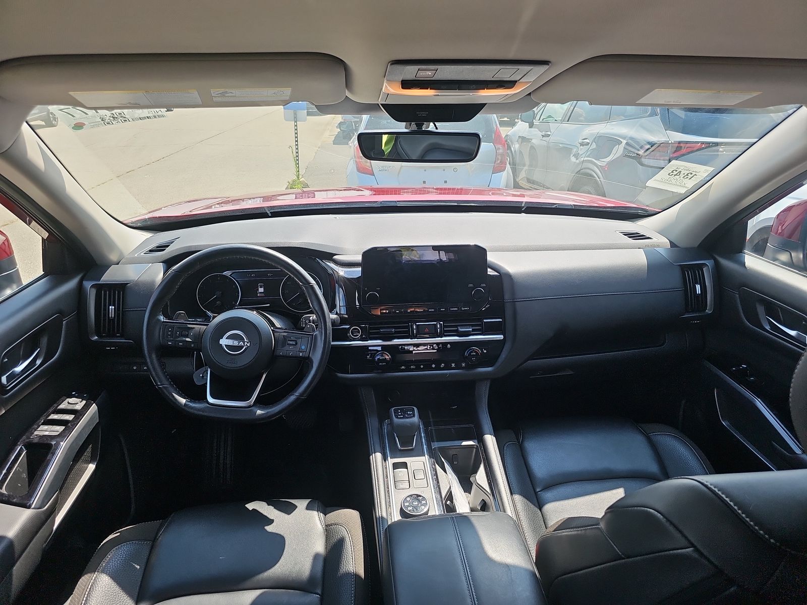2023 Nissan Pathfinder SL AWD