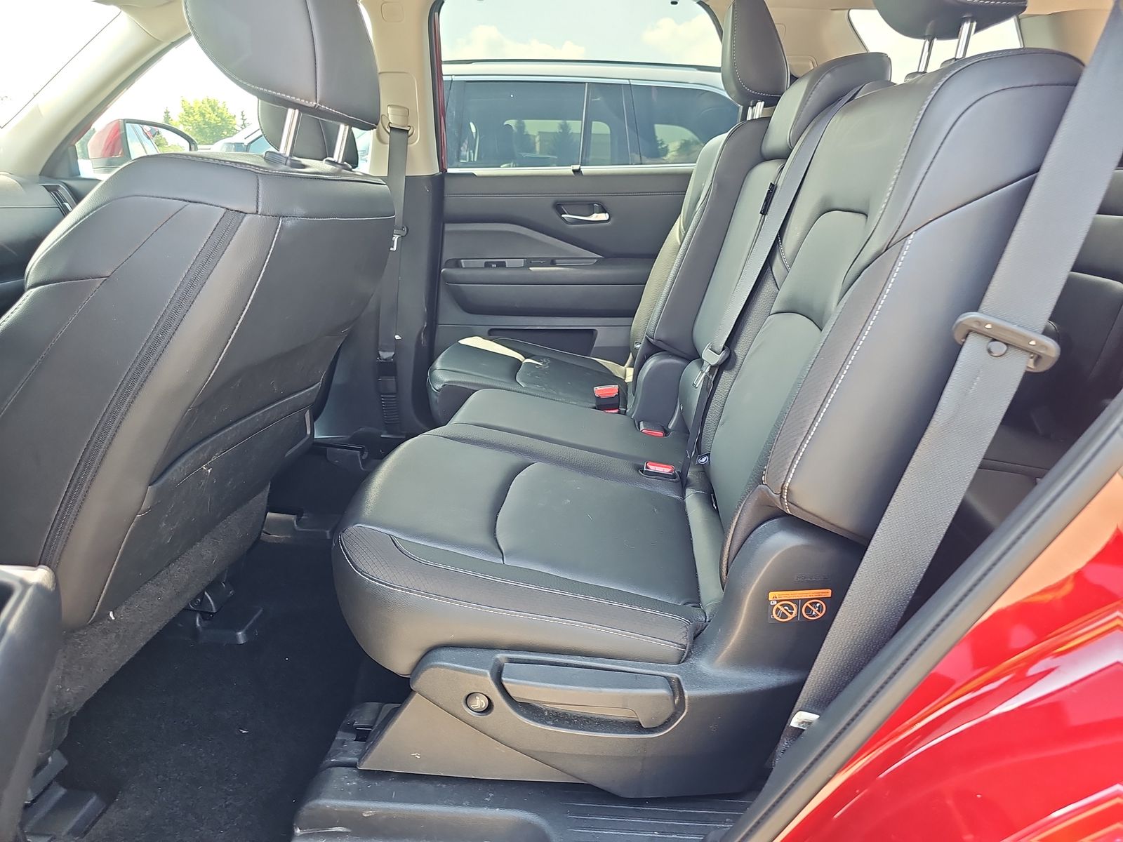 2023 Nissan Pathfinder SL AWD