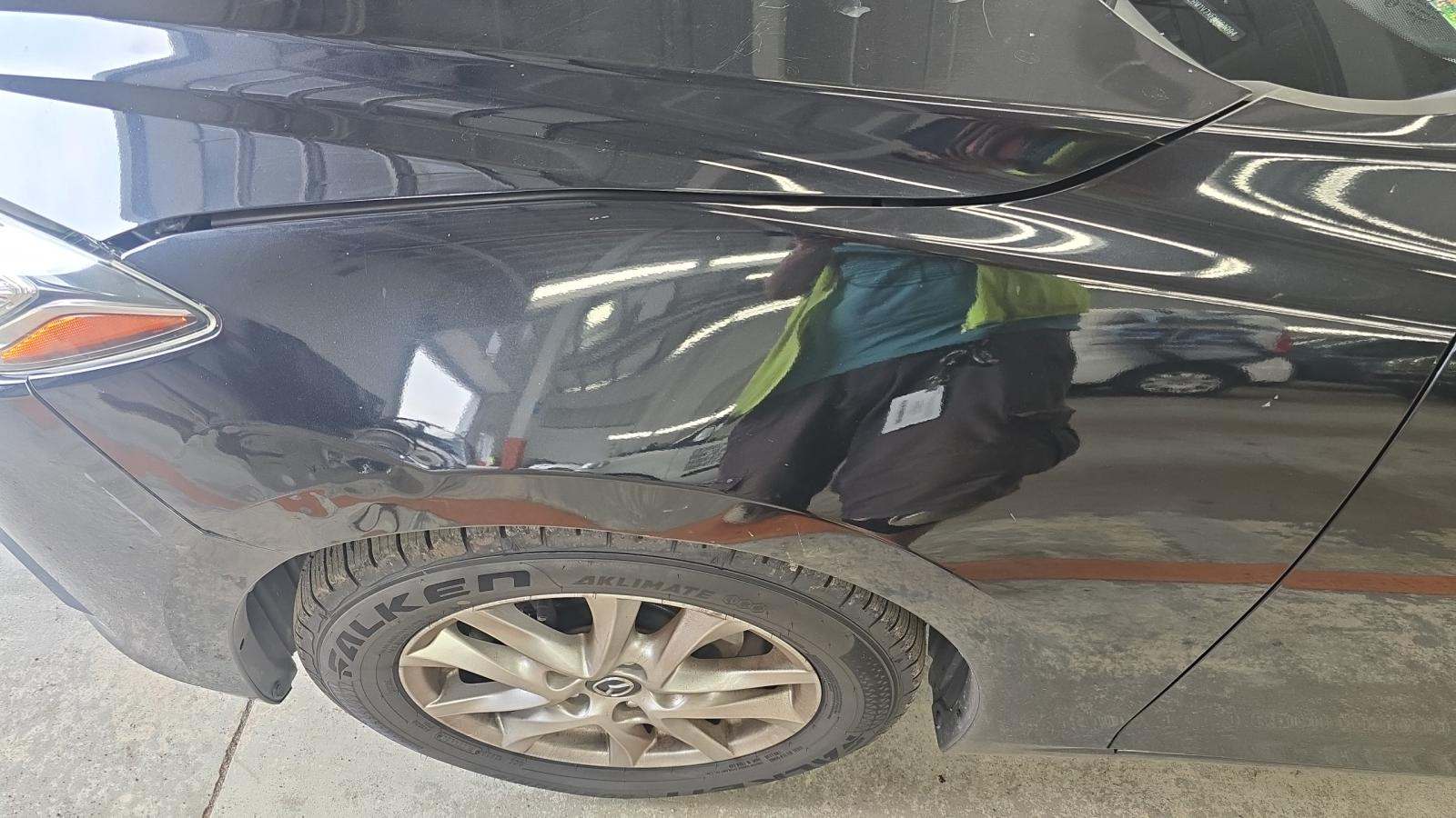 2015 MAZDA MAZDA3 i Touring FWD