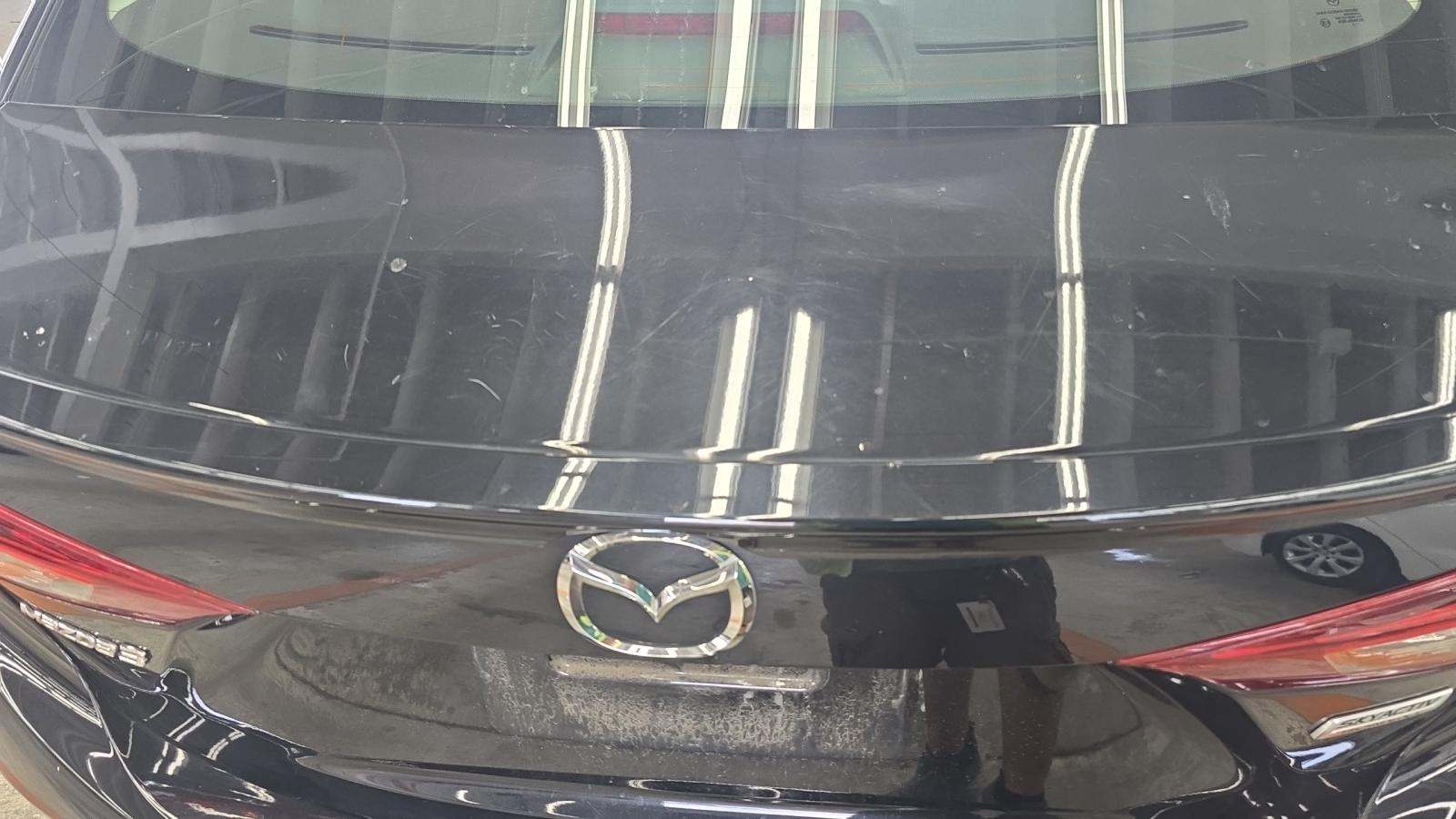 2015 MAZDA MAZDA3 i Touring FWD