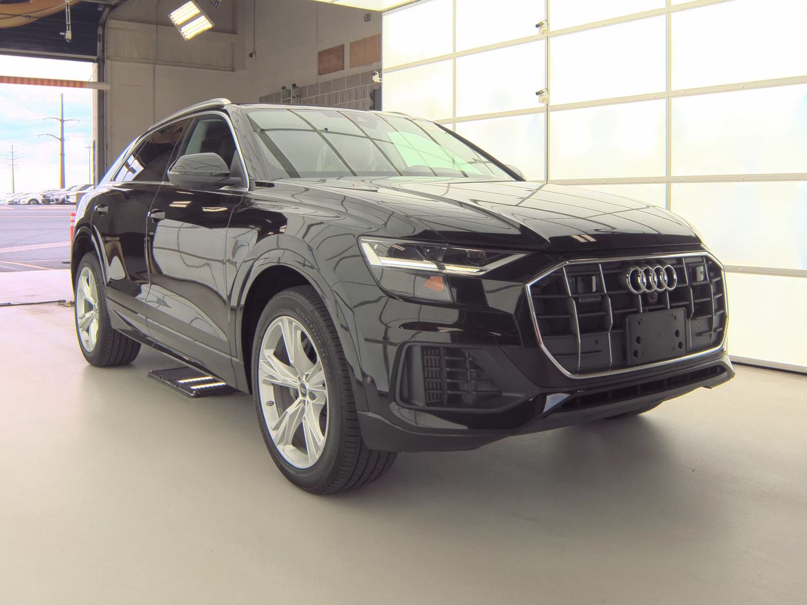 2022 Audi Q8 Premium Plus AWD