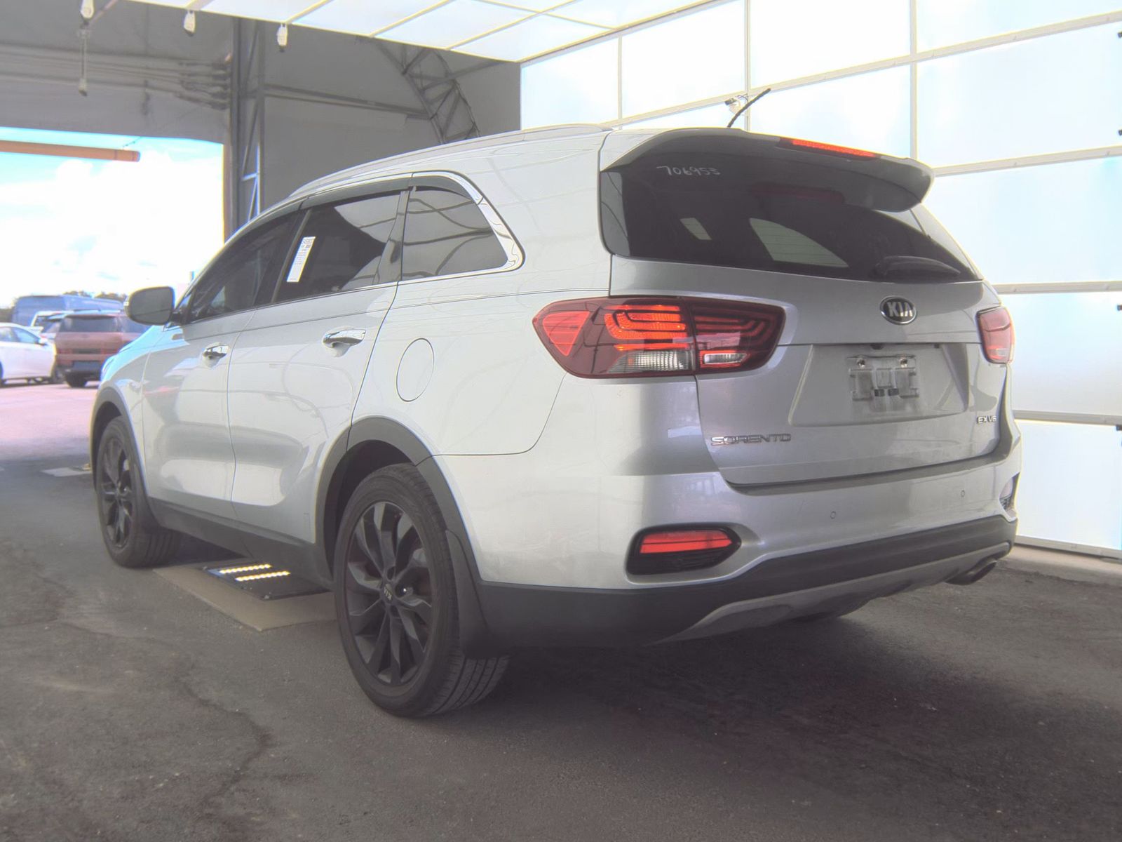2020 Kia Sorento EX FWD