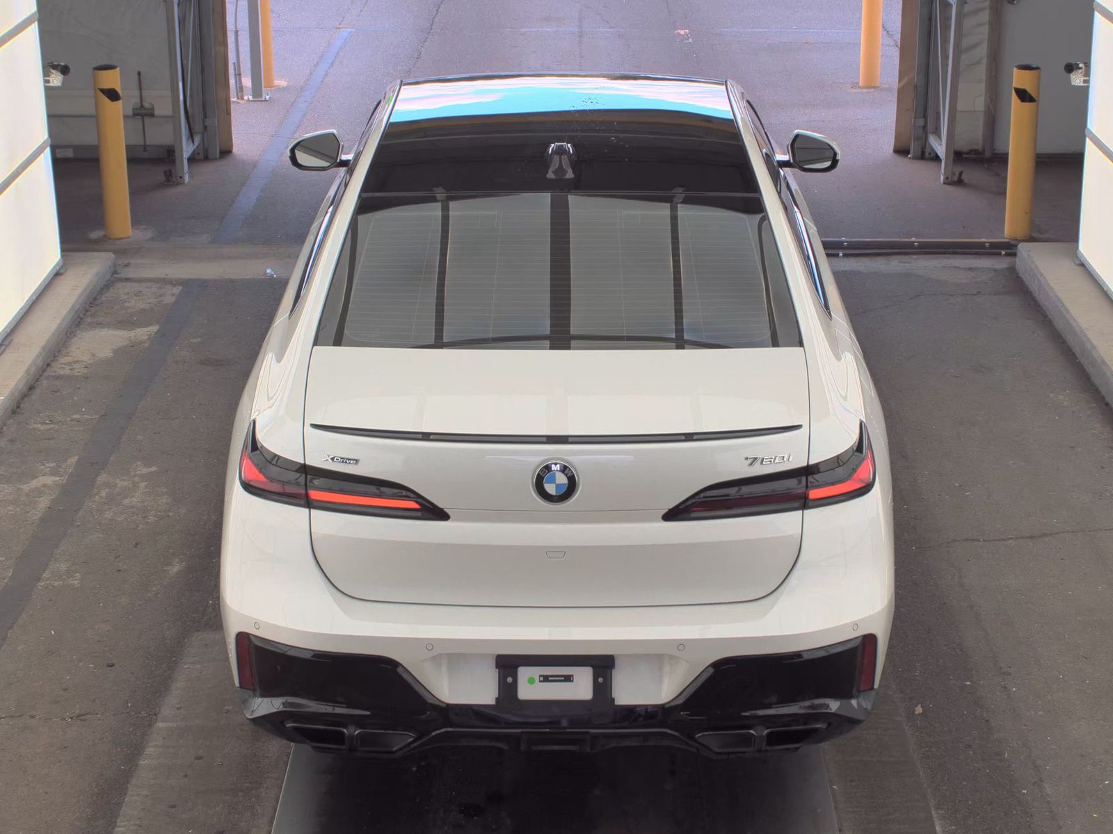 2025 BMW 7 Series 760i xDrive AWD