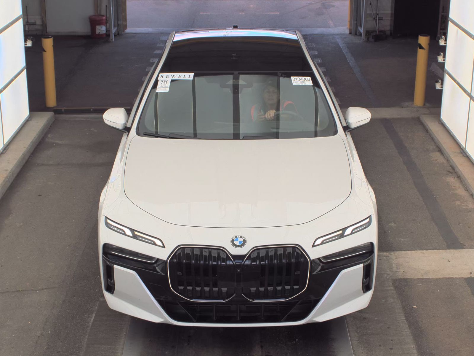 2025 BMW 7 Series 760i xDrive AWD