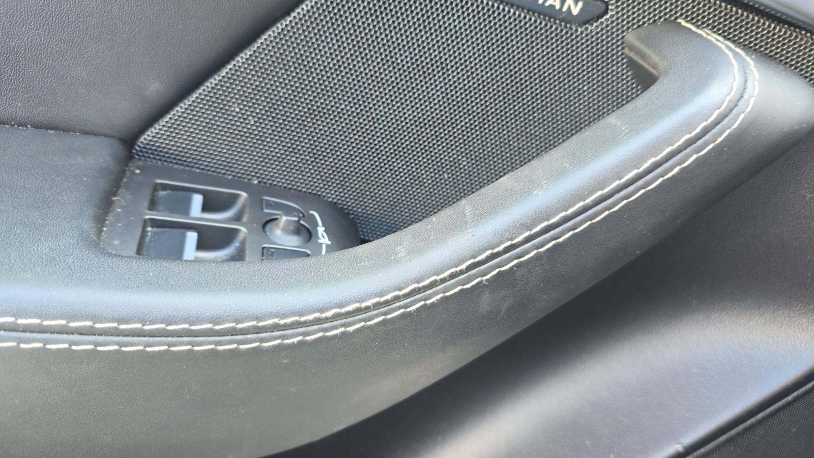 2019 Jaguar F-TYPE P300 RWD