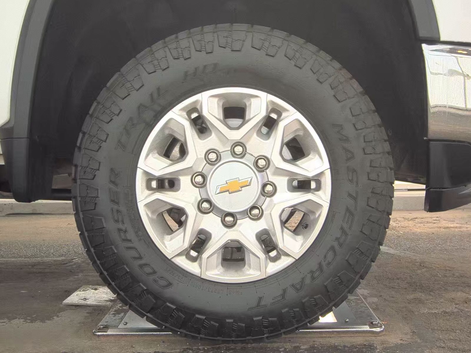 2023 Chevrolet Silverado 2500HD LT AWD