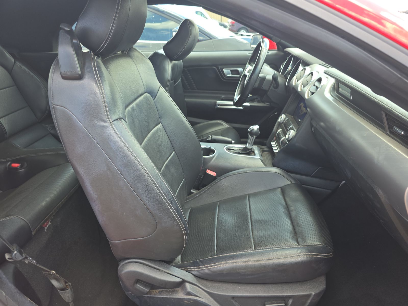 2022 Ford Mustang EcoBoost Premium RWD