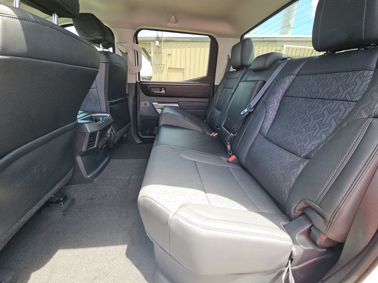 2022 Toyota Tundra SR5 AWD