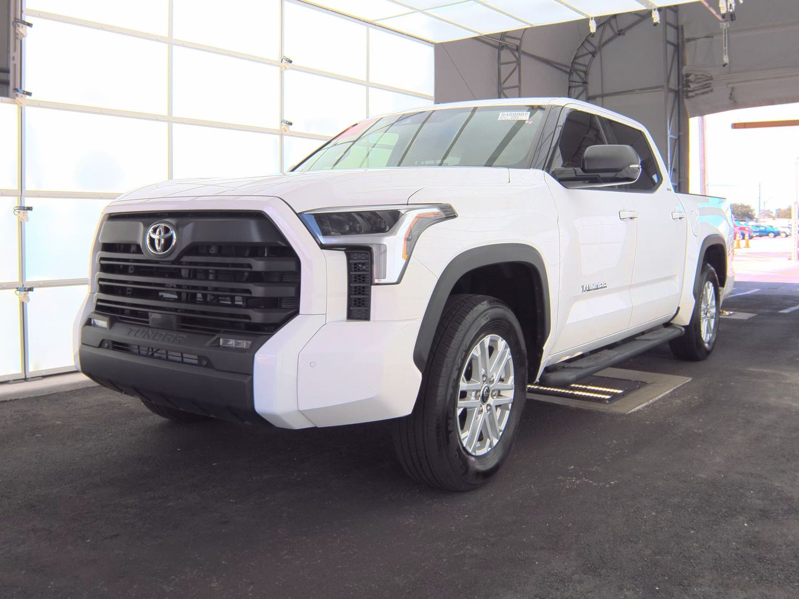 2022 Toyota Tundra SR5 AWD