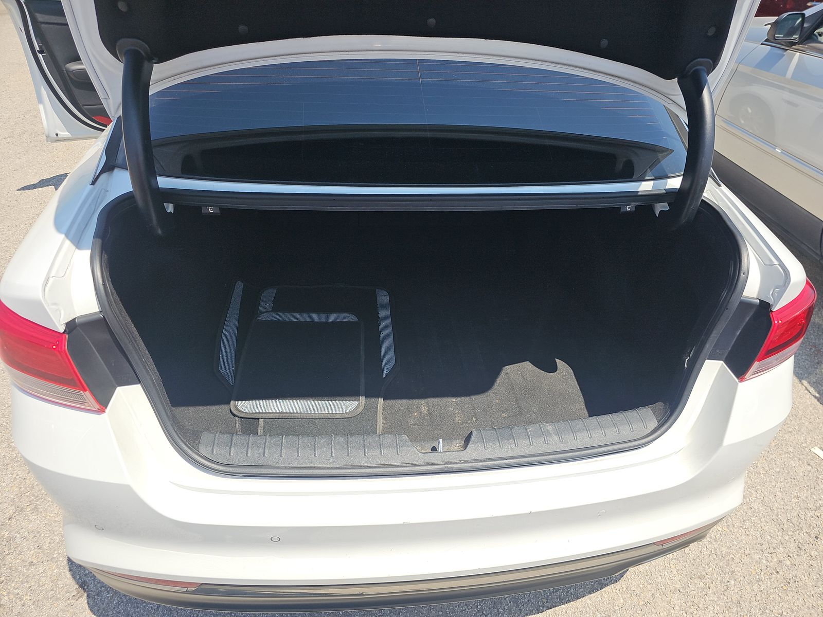 2018 Kia Optima LX FWD