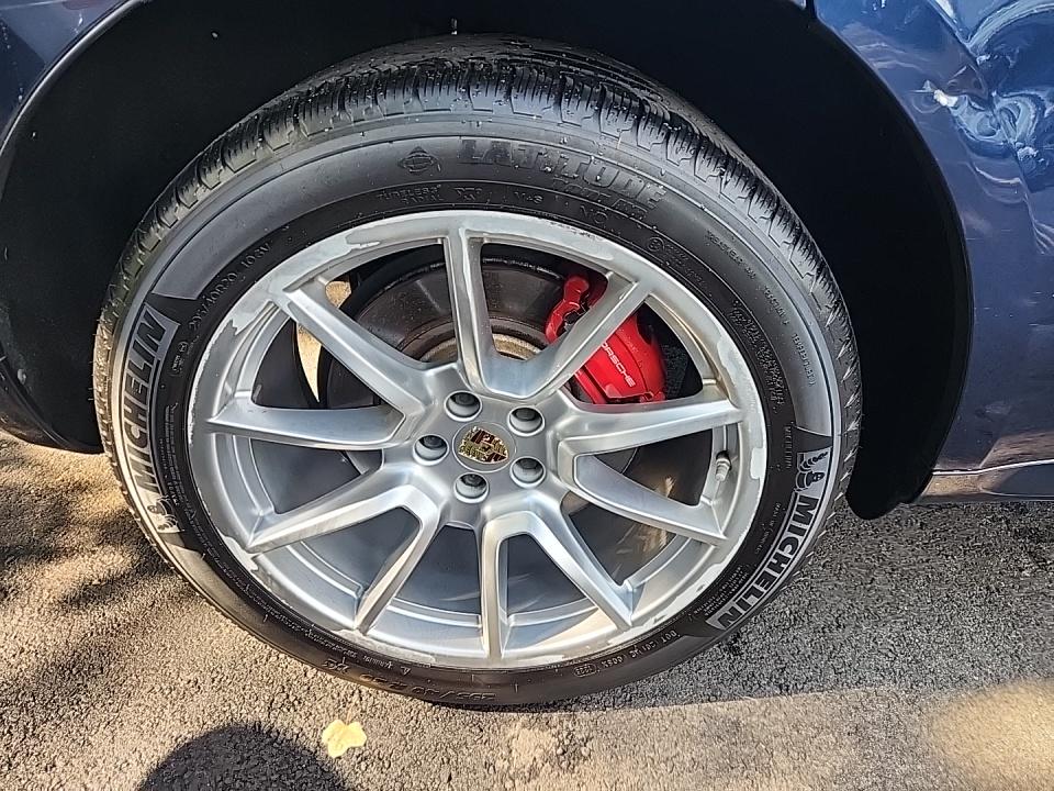 2015 Porsche Macan Turbo AWD