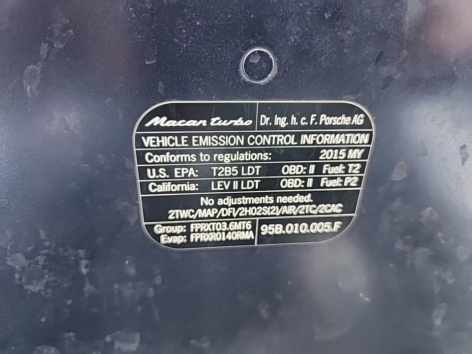 2015 Porsche Macan Turbo AWD