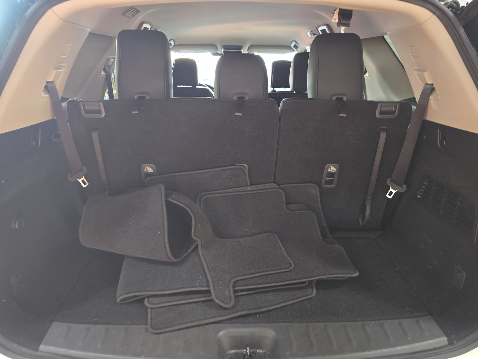 2023 Nissan Pathfinder SL AWD