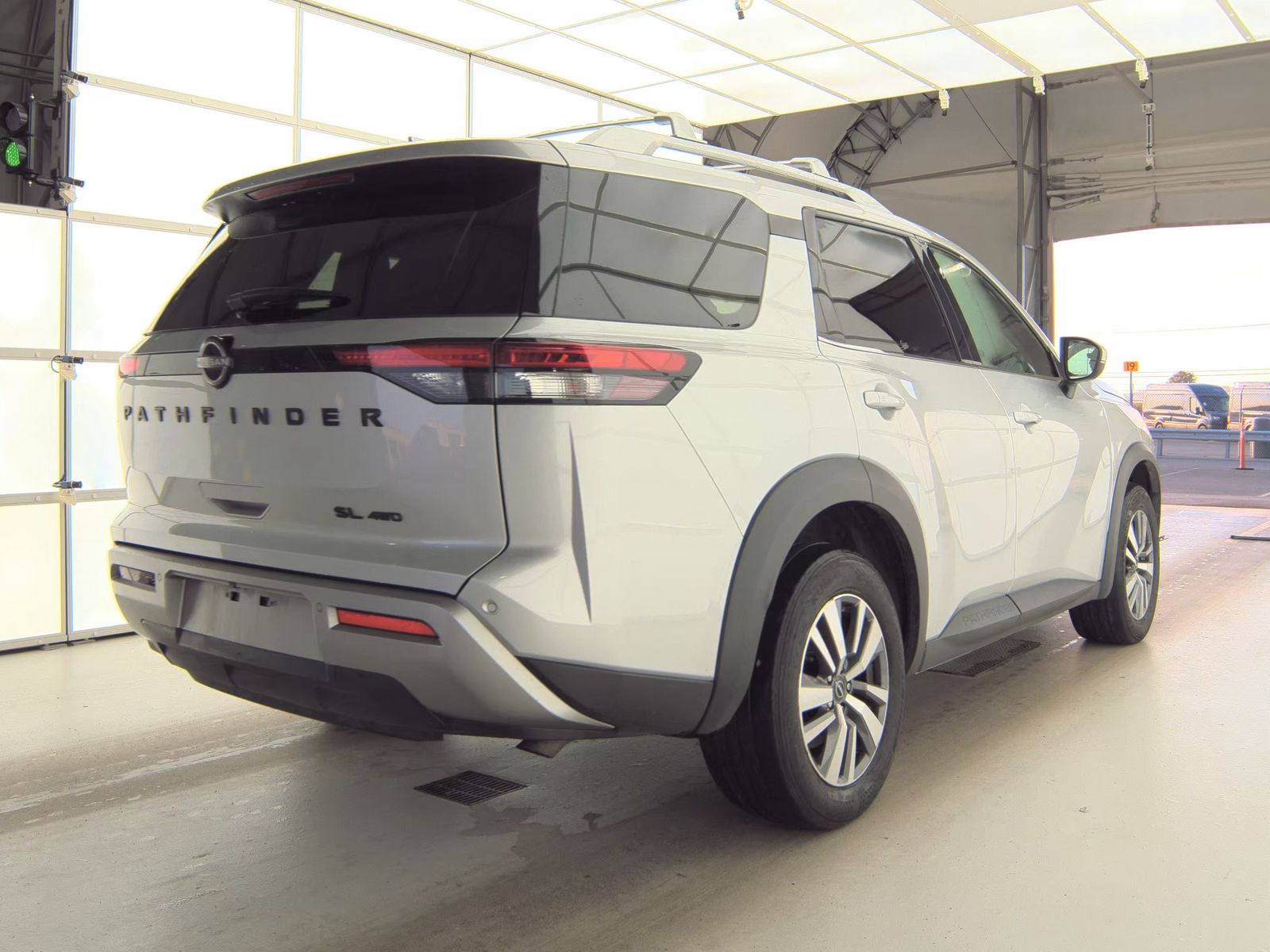 2023 Nissan Pathfinder SL AWD