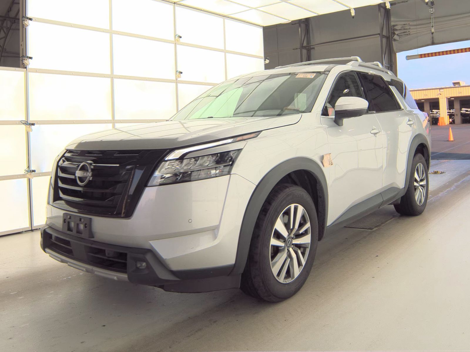 2023 Nissan Pathfinder SL AWD