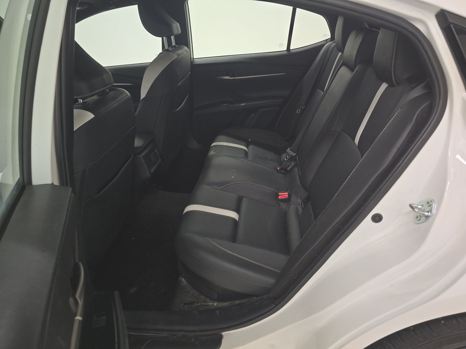 2025 Toyota Camry SE FWD