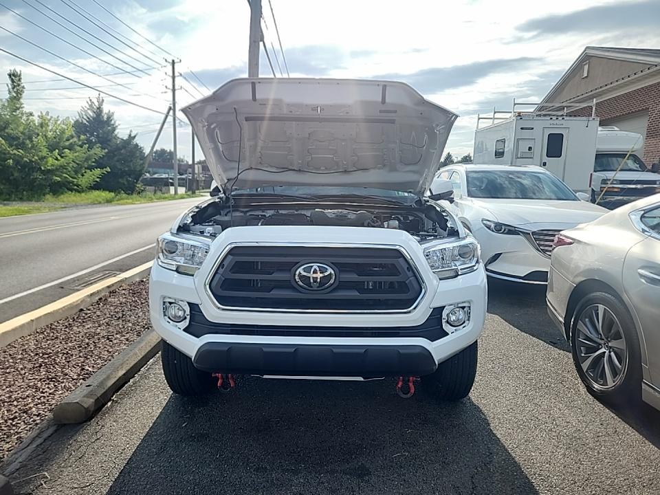 2023 Toyota Tacoma SR5 AWD