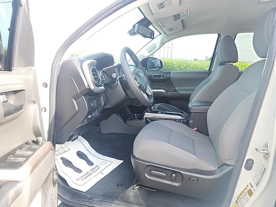 2023 Toyota Tacoma SR5 AWD