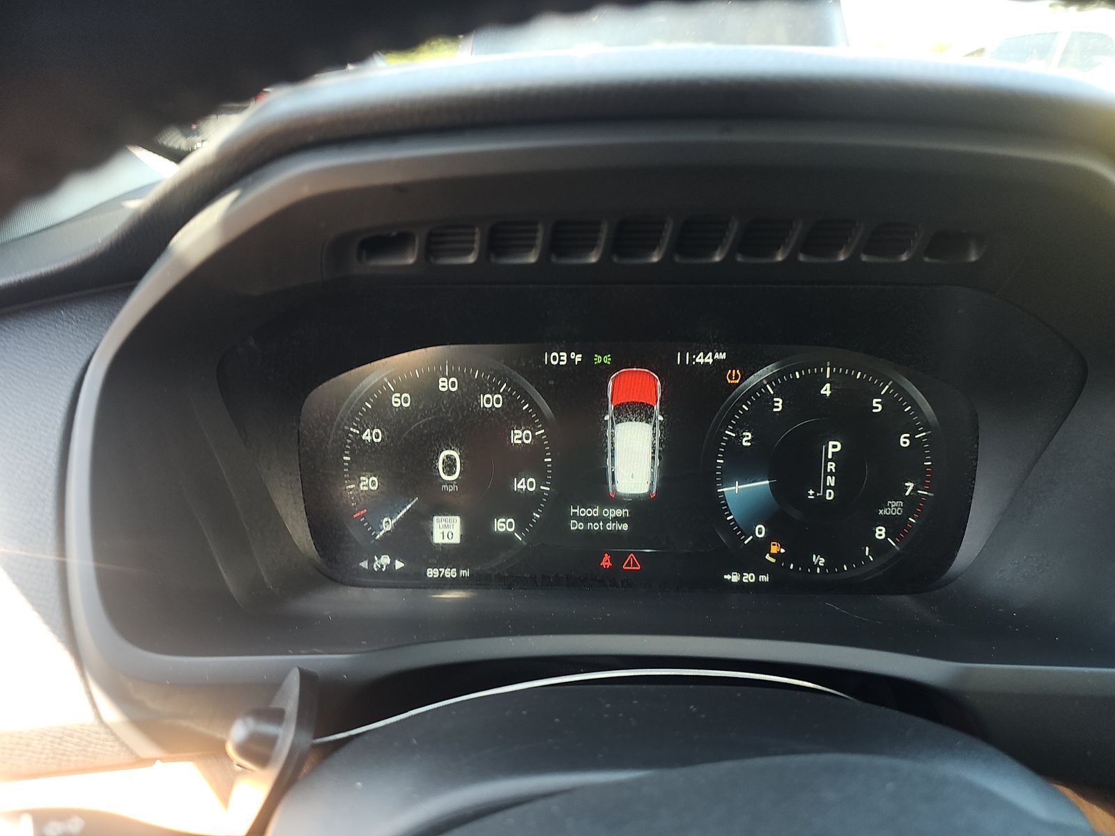 2021 Volvo XC90 T6 Momentum AWD