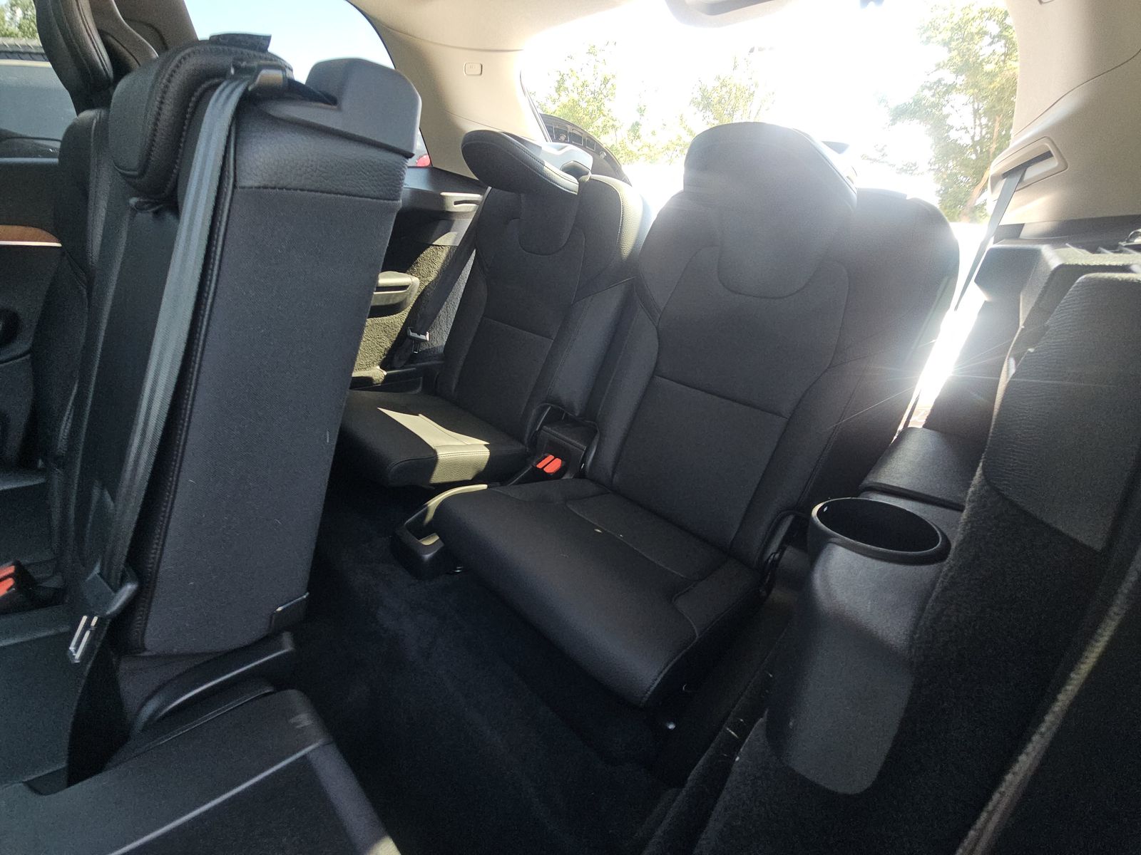 2021 Volvo XC90 T6 Momentum AWD