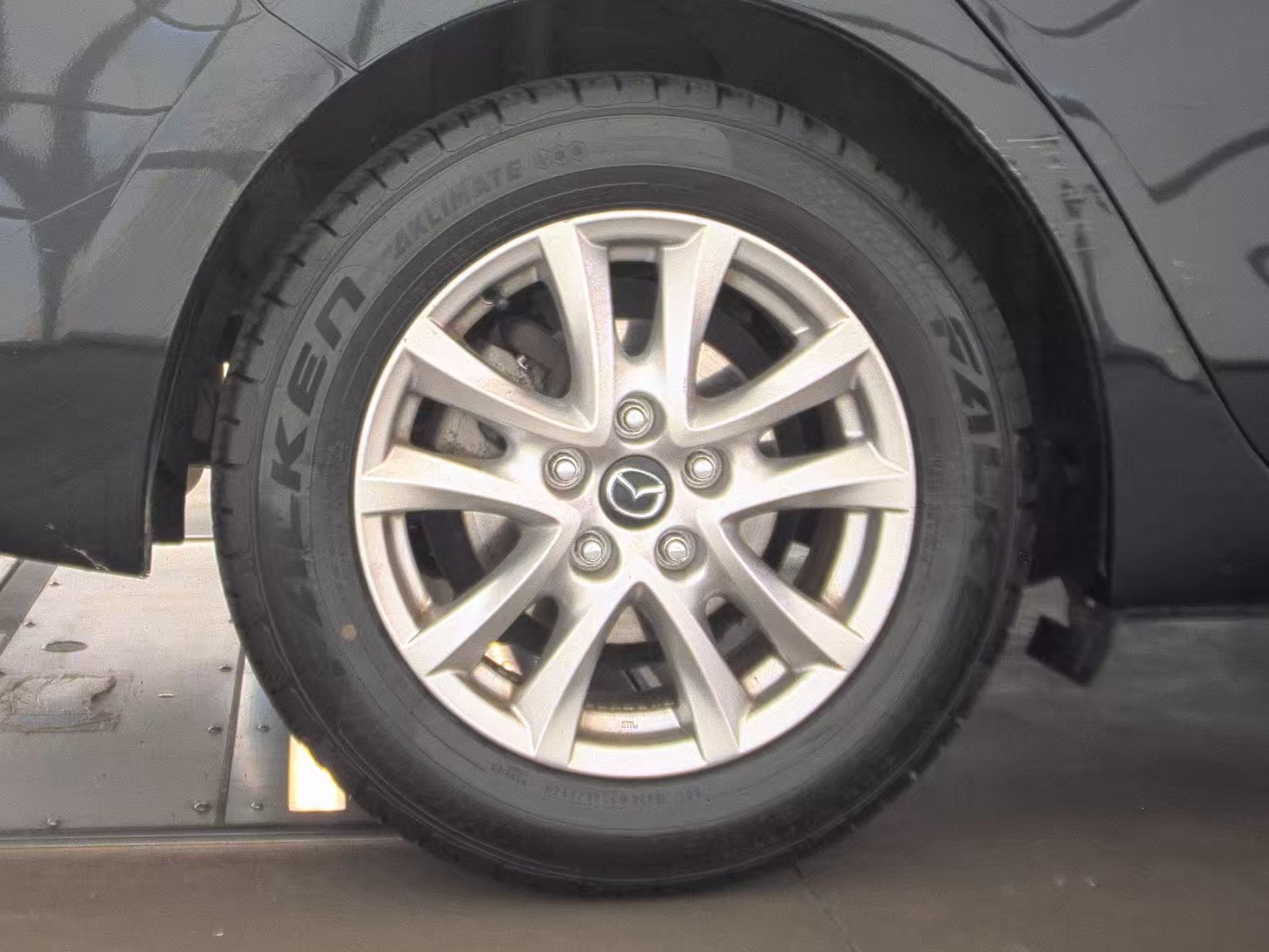 2015 MAZDA MAZDA3 i Touring FWD