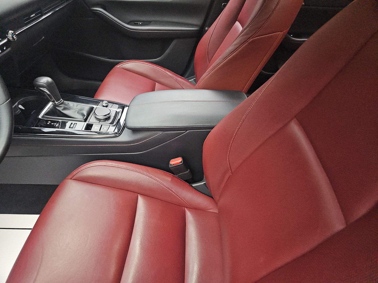 2023 MAZDA CX-30 2.5 S Carbon Edition AWD