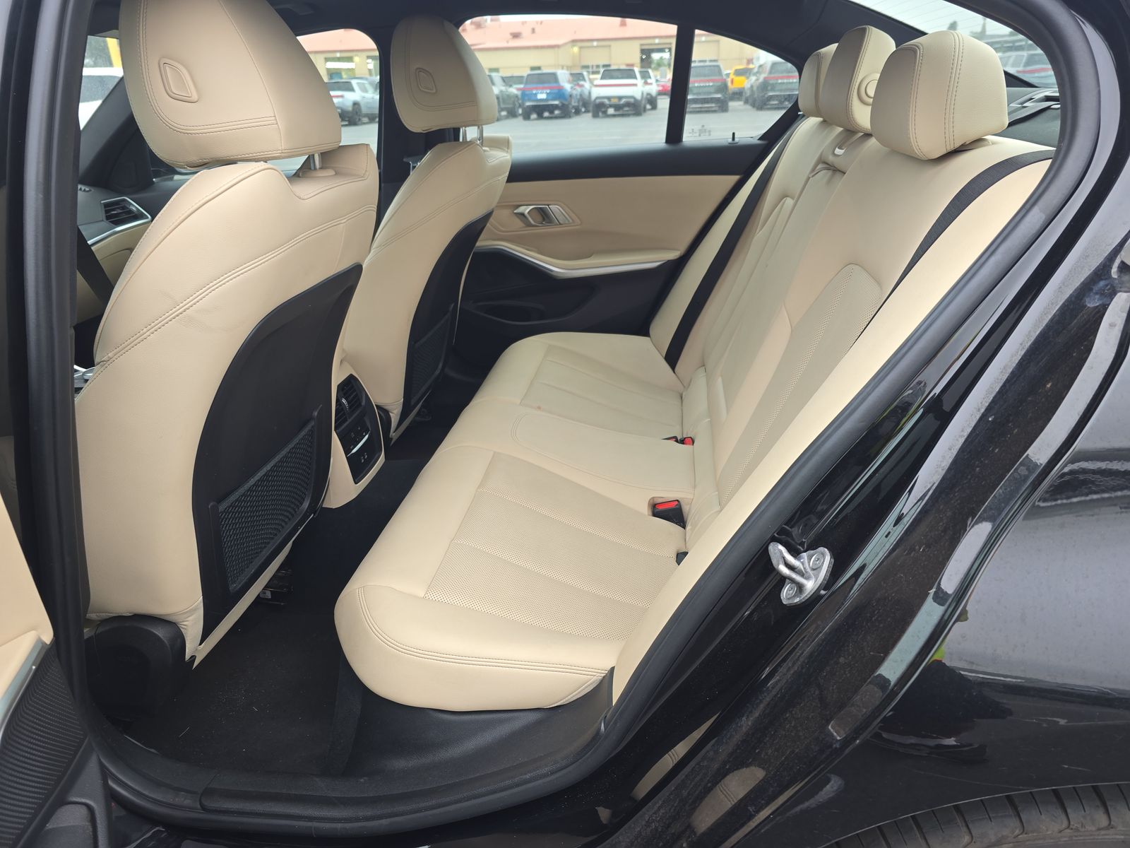2023 BMW 3 Series 330e RWD