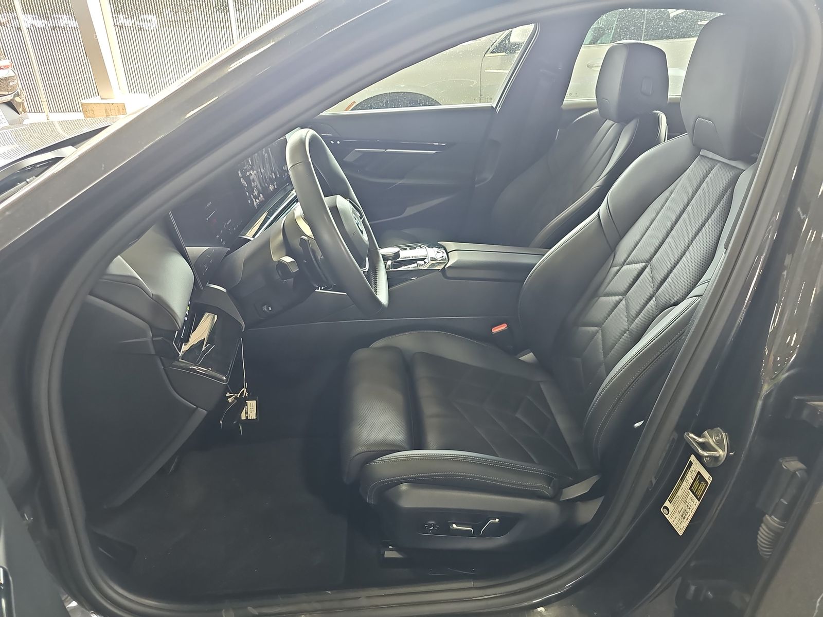 2024 BMW 5 Series 530i RWD