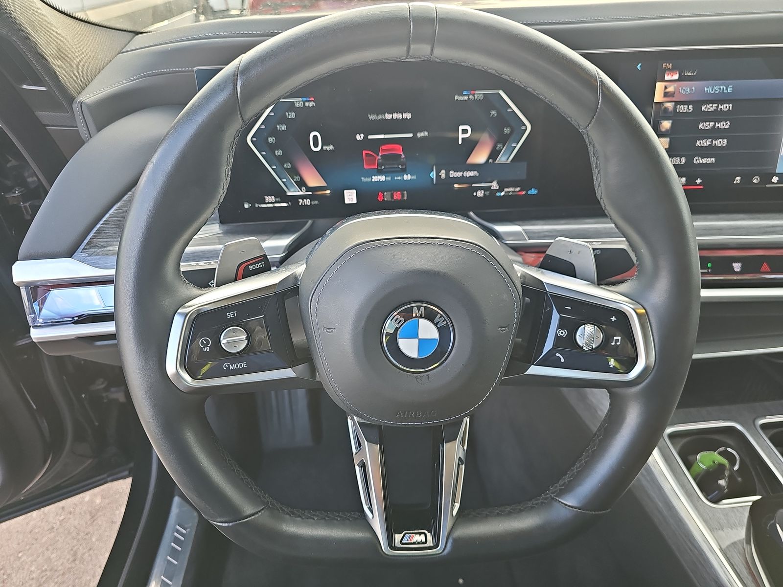 2025 BMW 7 Series 740i RWD