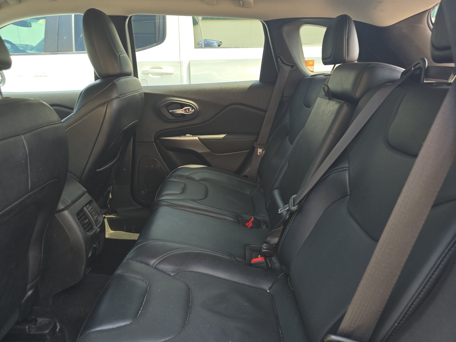 2022 Jeep Cherokee Latitude Lux AWD