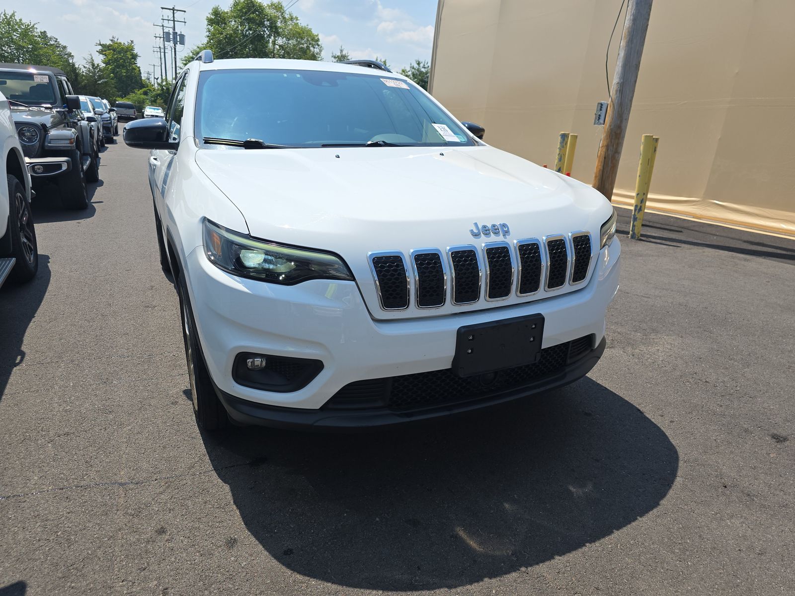 2022 Jeep Cherokee Latitude Lux AWD