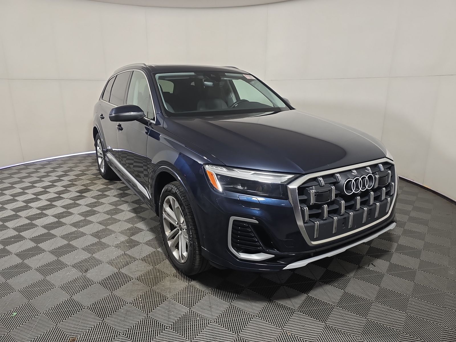 2025 Audi Q7 Premium Plus AWD