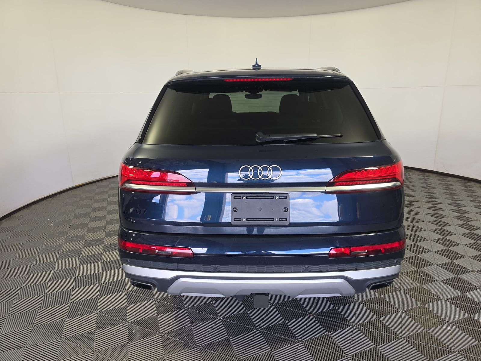 2025 Audi Q7 Premium Plus AWD