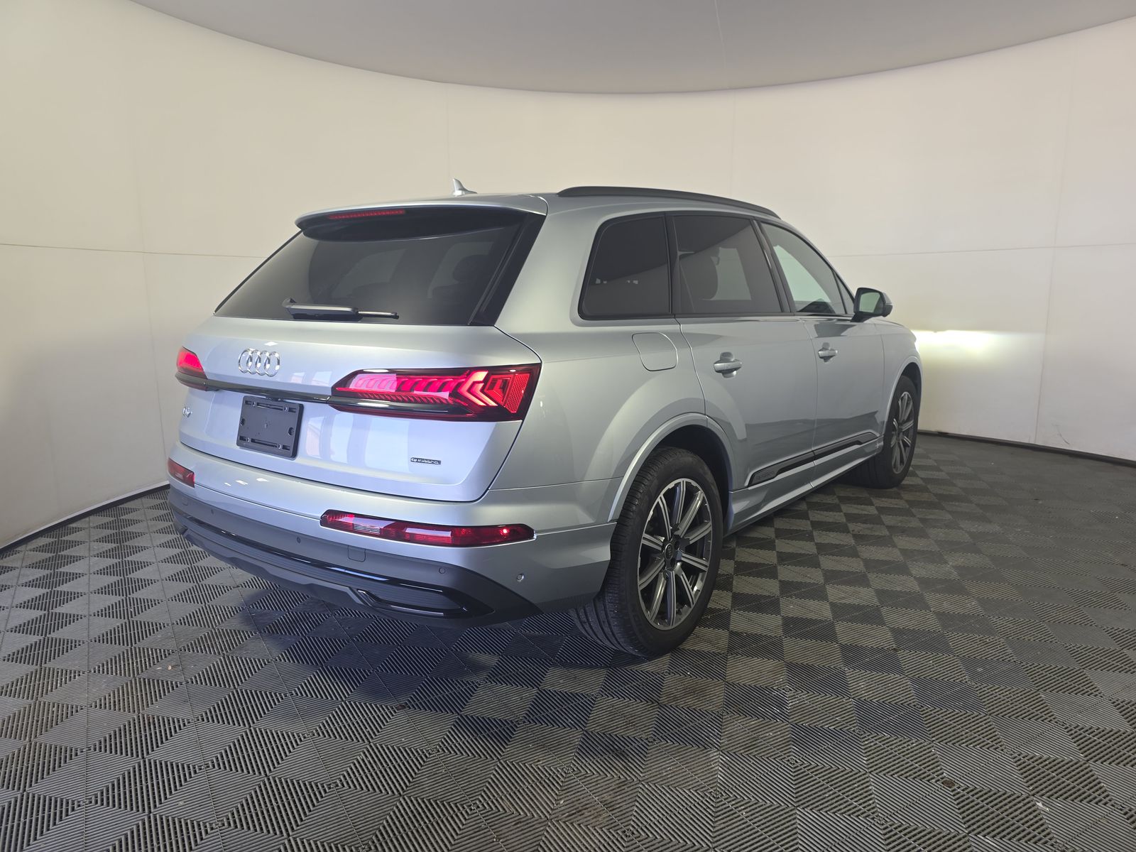 2024 Audi Q7 Premium Plus AWD