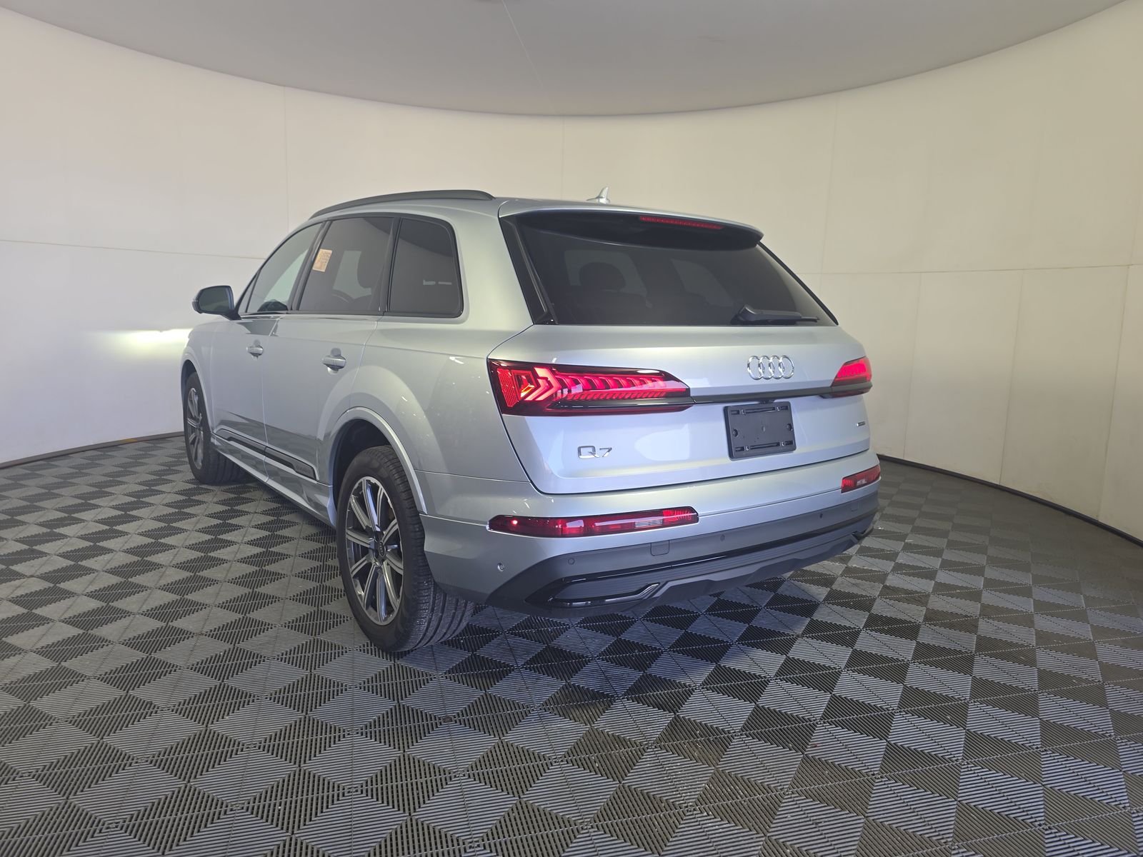 2024 Audi Q7 Premium Plus AWD