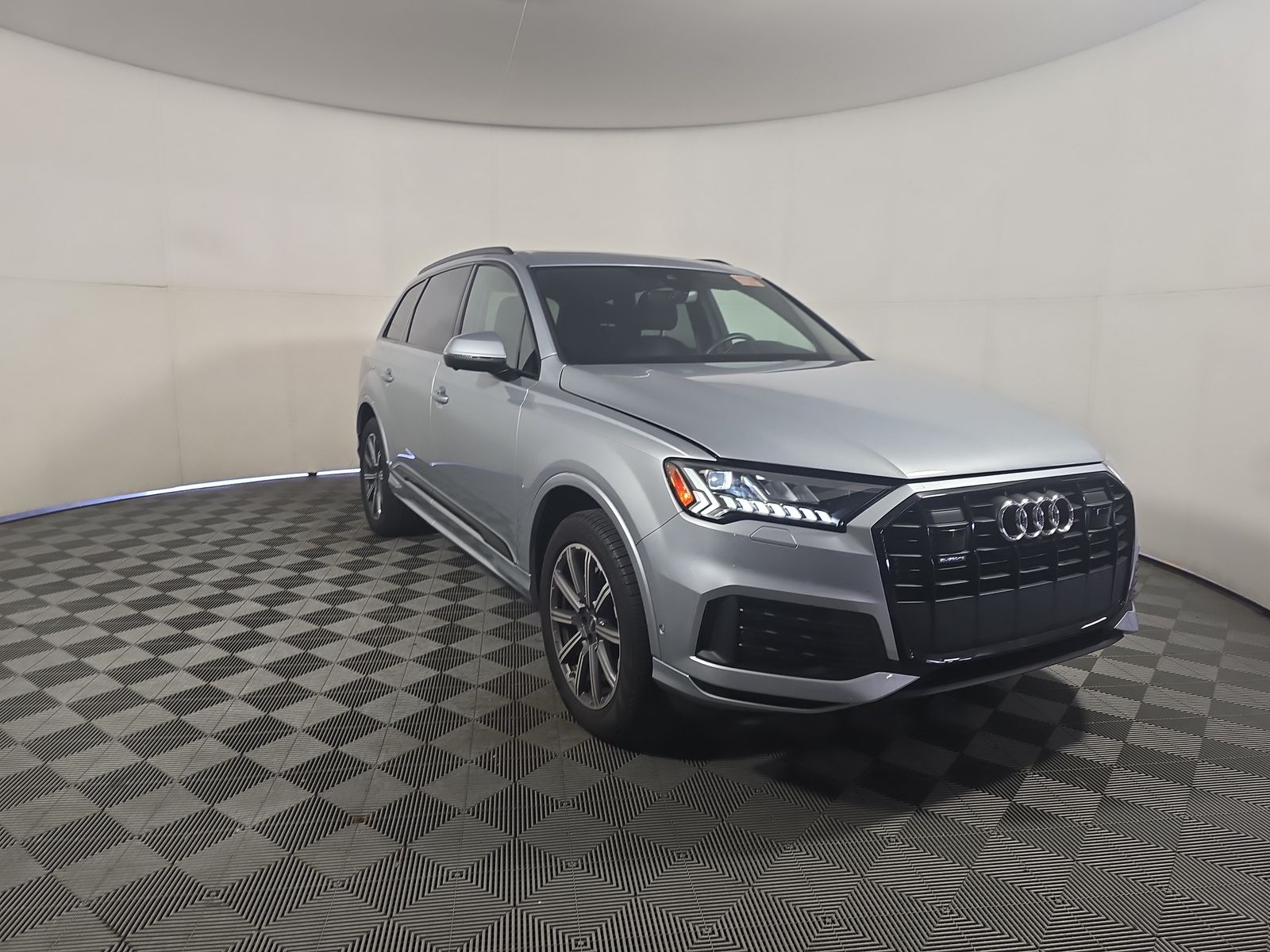 2024 Audi Q7 Premium Plus AWD