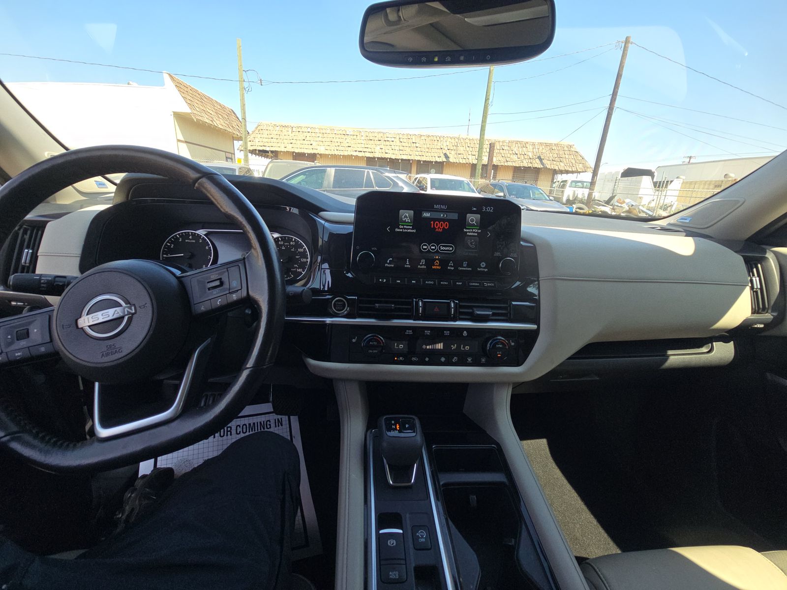 2022 Nissan Pathfinder SL FWD