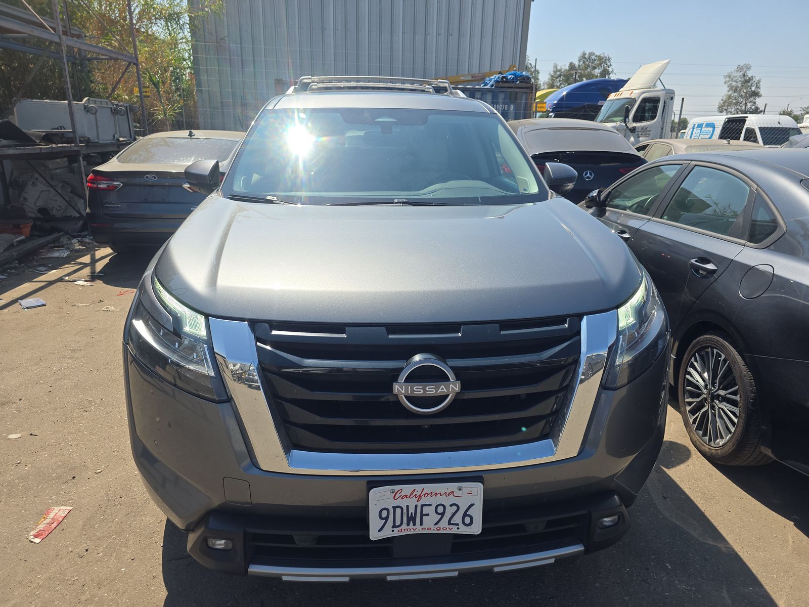 2022 Nissan Pathfinder SL FWD