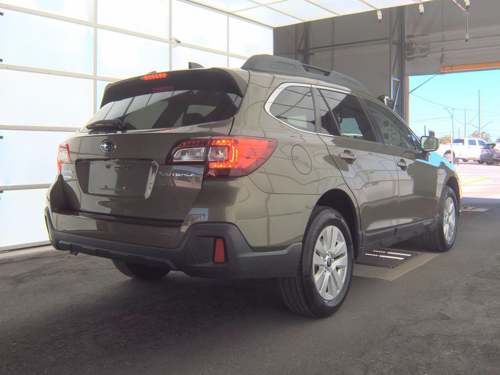 2018 Subaru Outback 2.5i Premium AWD