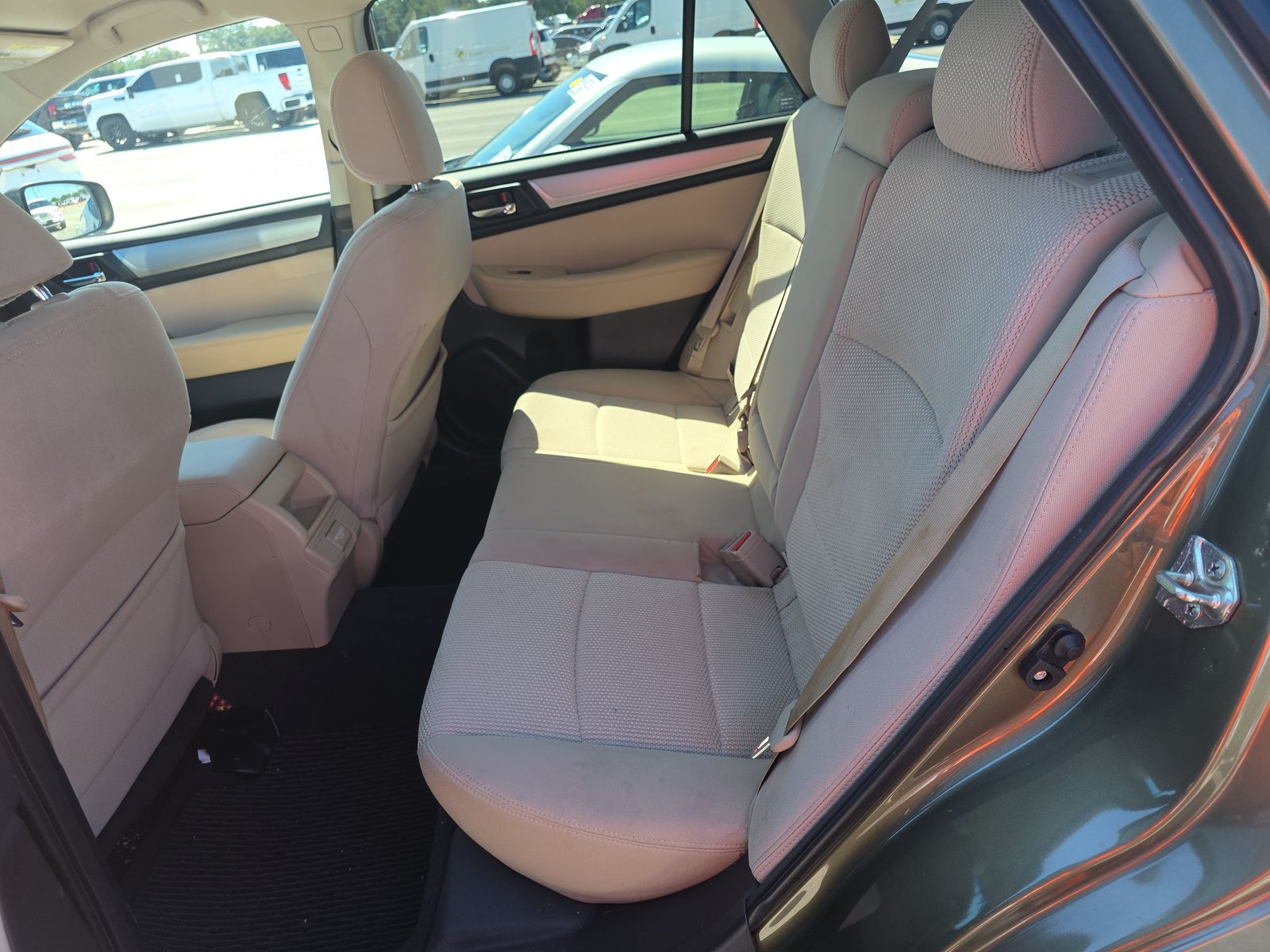 2018 Subaru Outback 2.5i Premium AWD